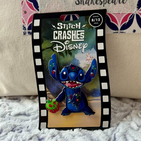 NWT Stitch Crashes Disney 2021 Collectible Pins - Picture 9 of 13